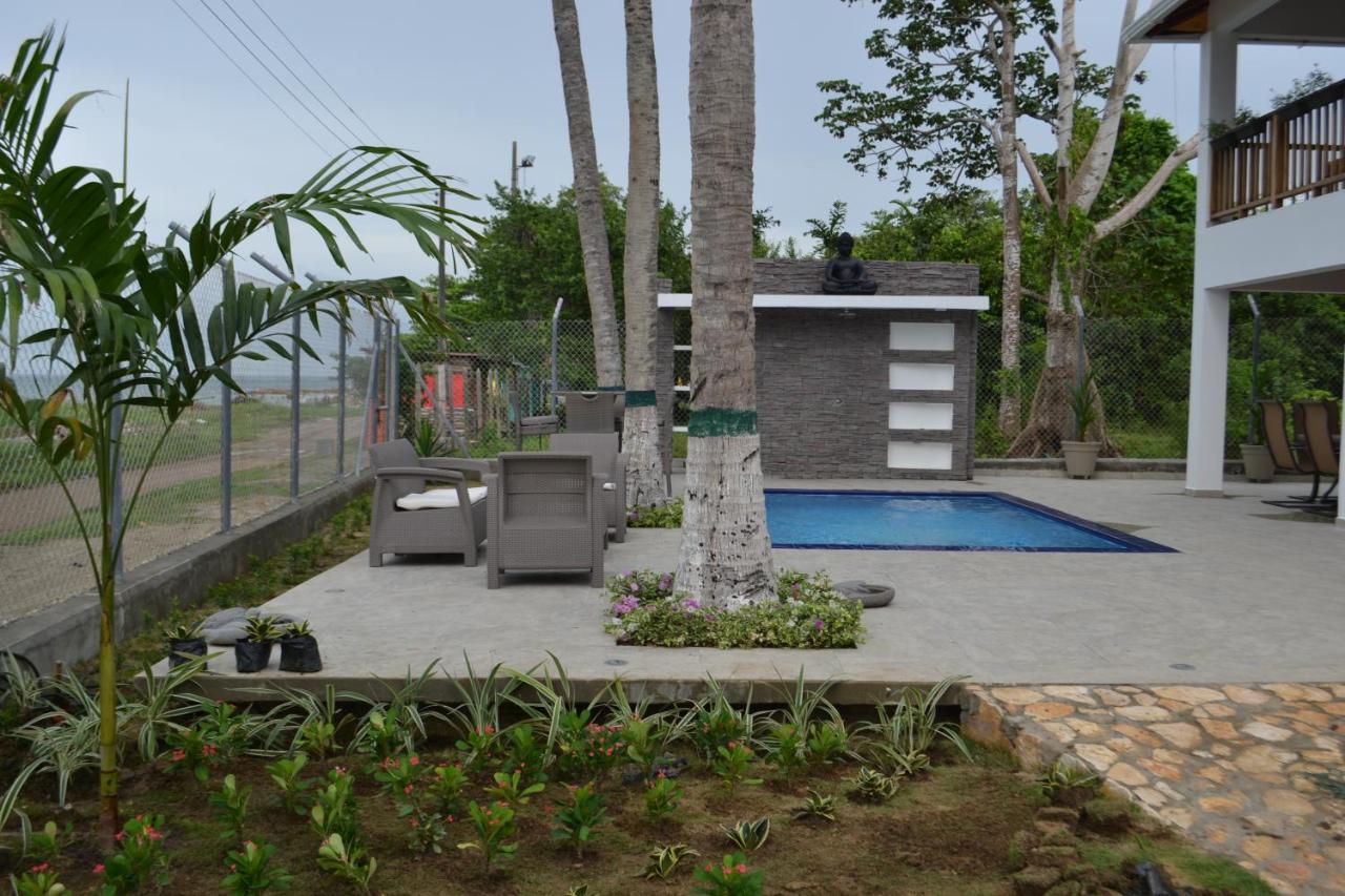 Condominio Atlantis Coveñas Eksteriør bilde