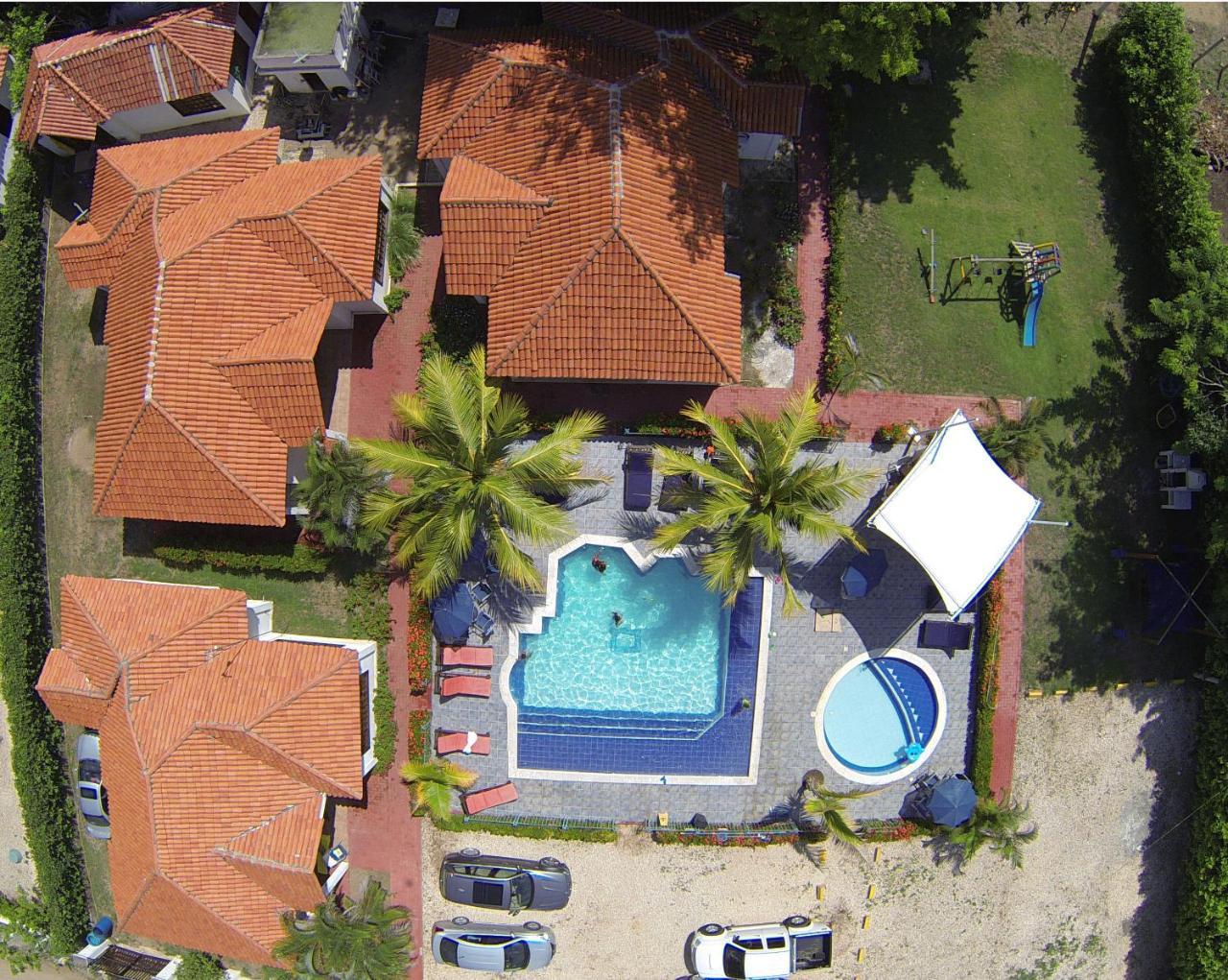 Condominio Atlantis Coveñas Eksteriør bilde
