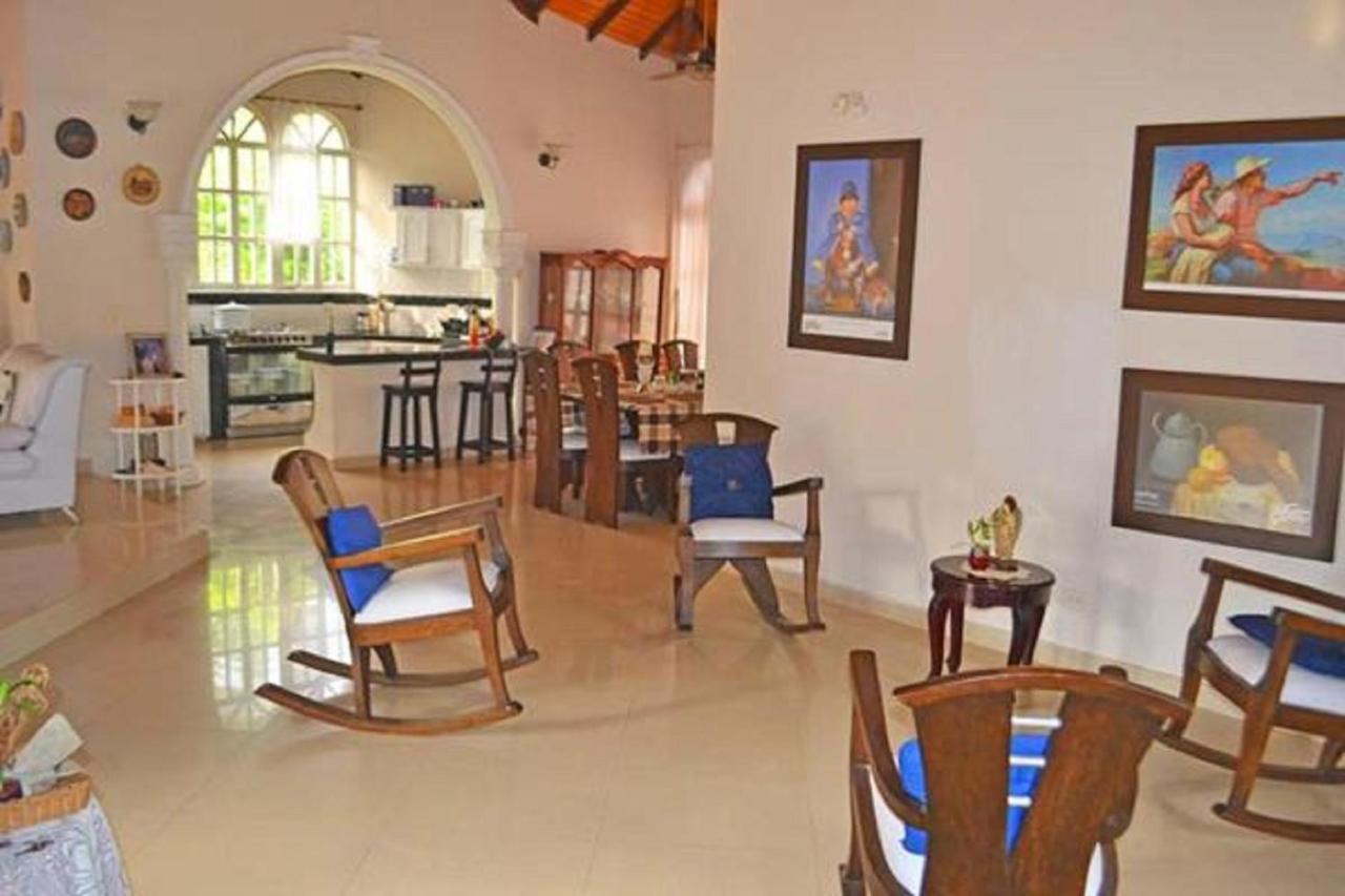 Condominio Atlantis Coveñas Eksteriør bilde
